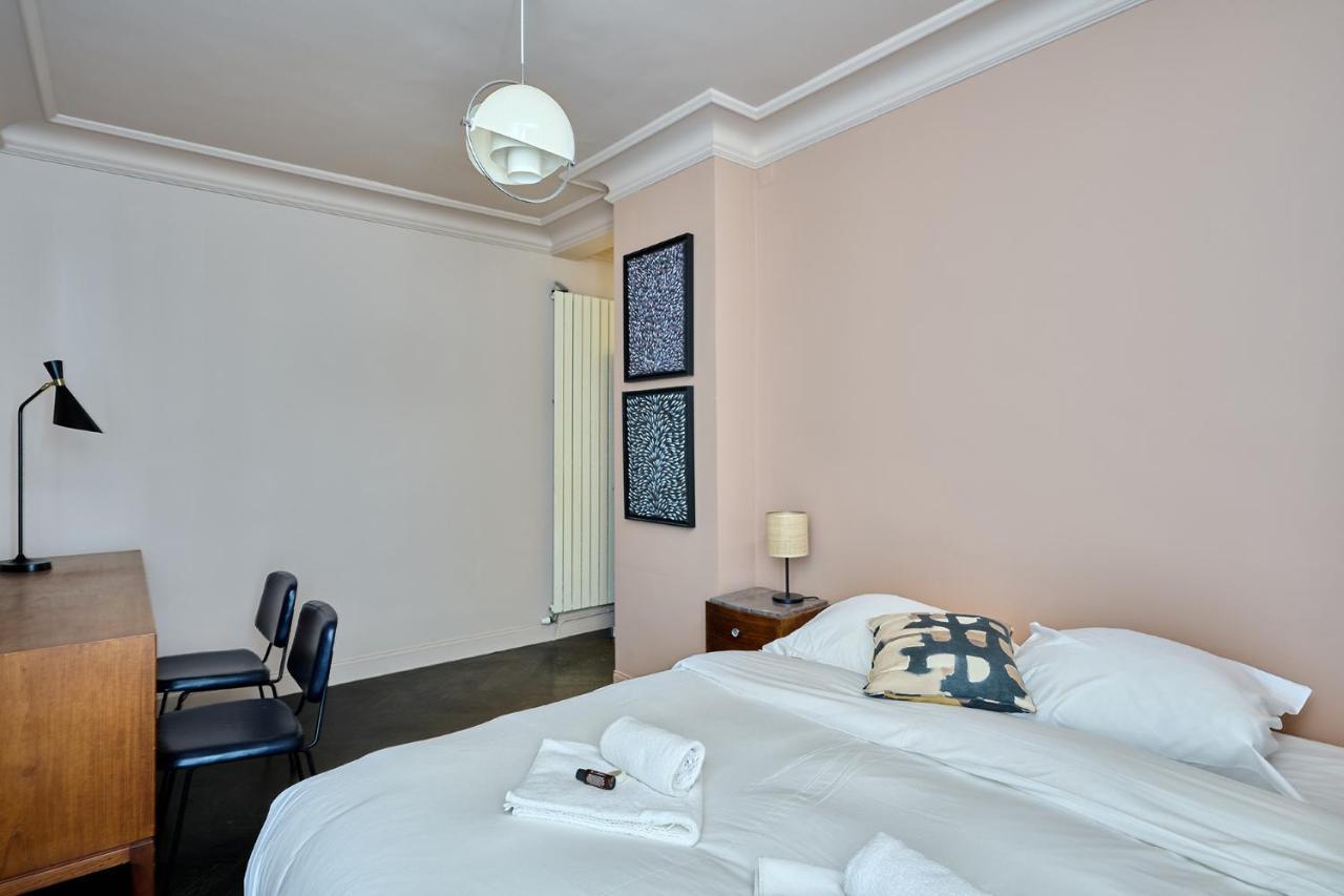 Apartment Center Of Paris With Terrace By Studio Prestige Luaran gambar