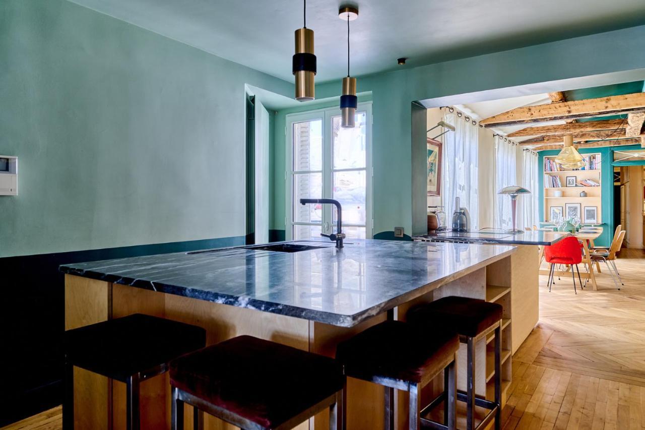 Apartment Center Of Paris With Terrace By Studio Prestige Luaran gambar